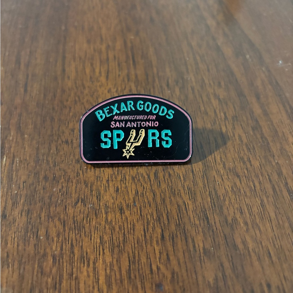 San Antonio Spurs Pin